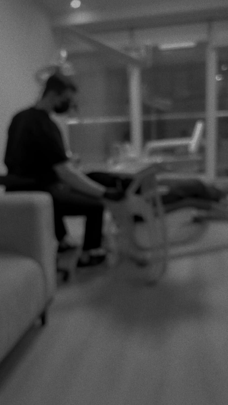 دكتور محمد الشناوي - خبير زراعة الأسنان