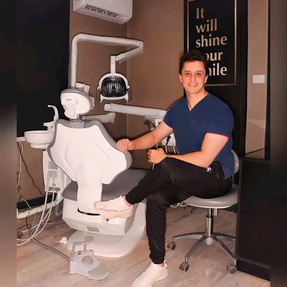 تجميل الأسنان ابتسامة هوليوود